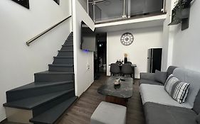 Elegant Loft 1